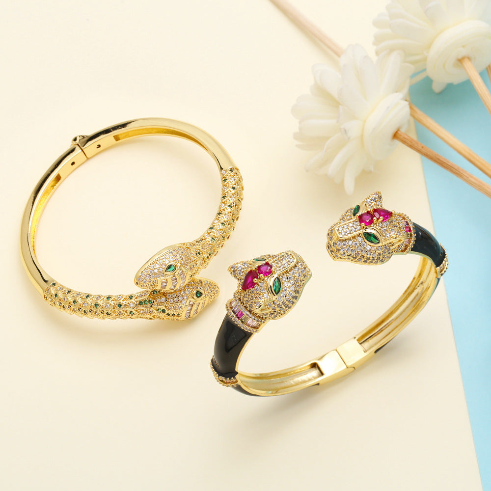 Leopard Head Cubic Zirconia Cuff Bracelet B3919