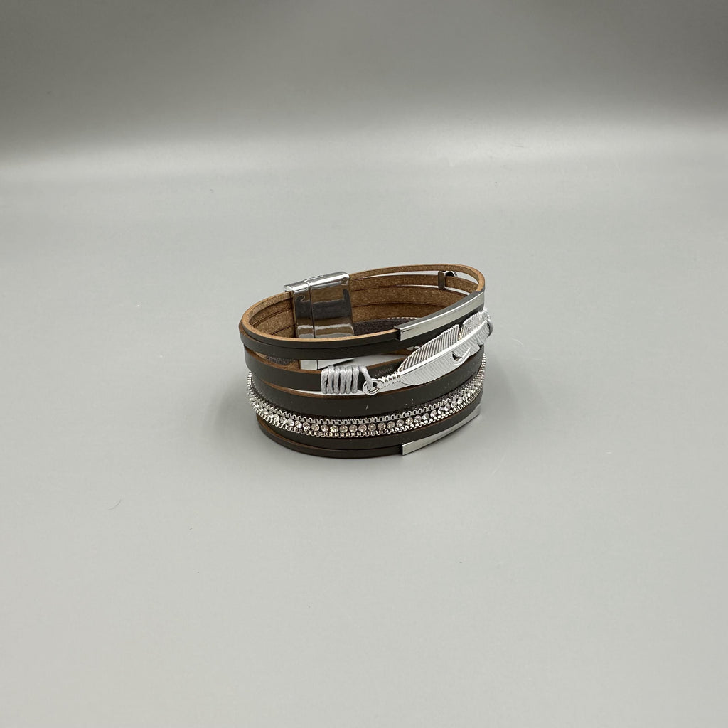 Feather Multilayer Leather Magnetic Bracelet B4189