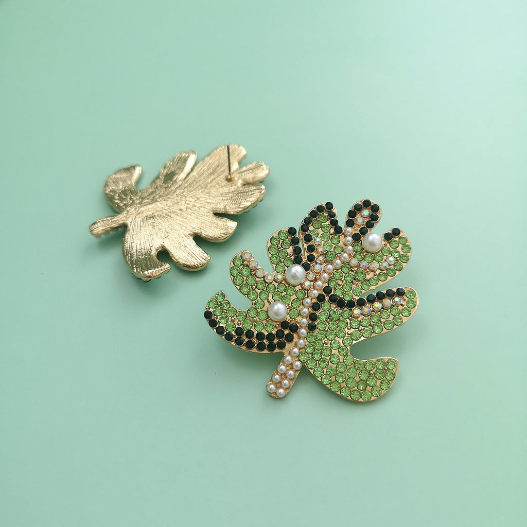 Leaf Rhinestone Stud Earrings E5136