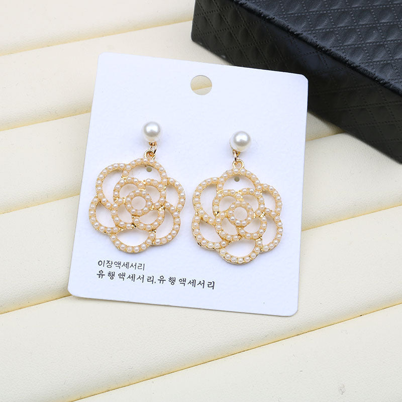 Camellia Flower Pearl Earrings E5325