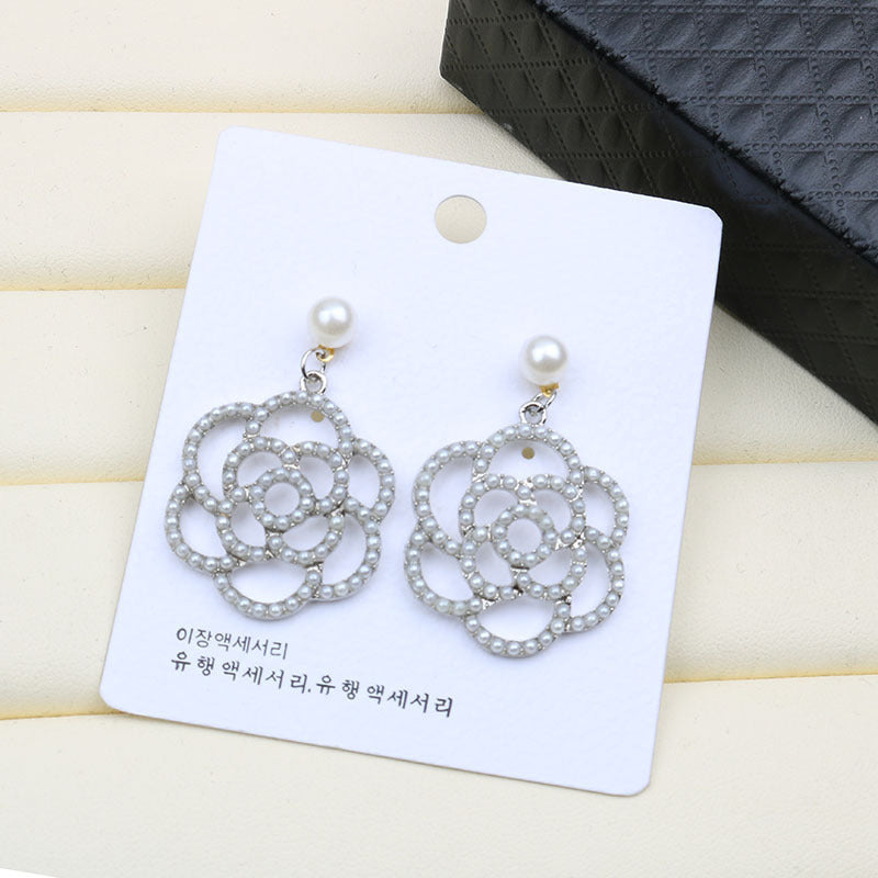Camellia Flower Pearl Earrings E5325