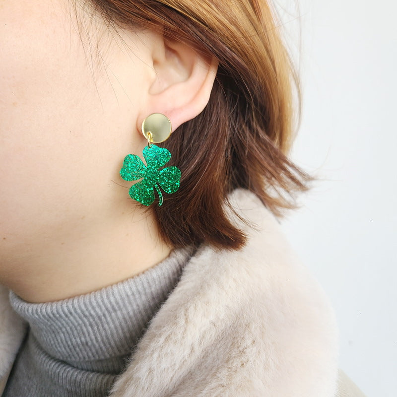 Clover Acrylic Earrings E5755