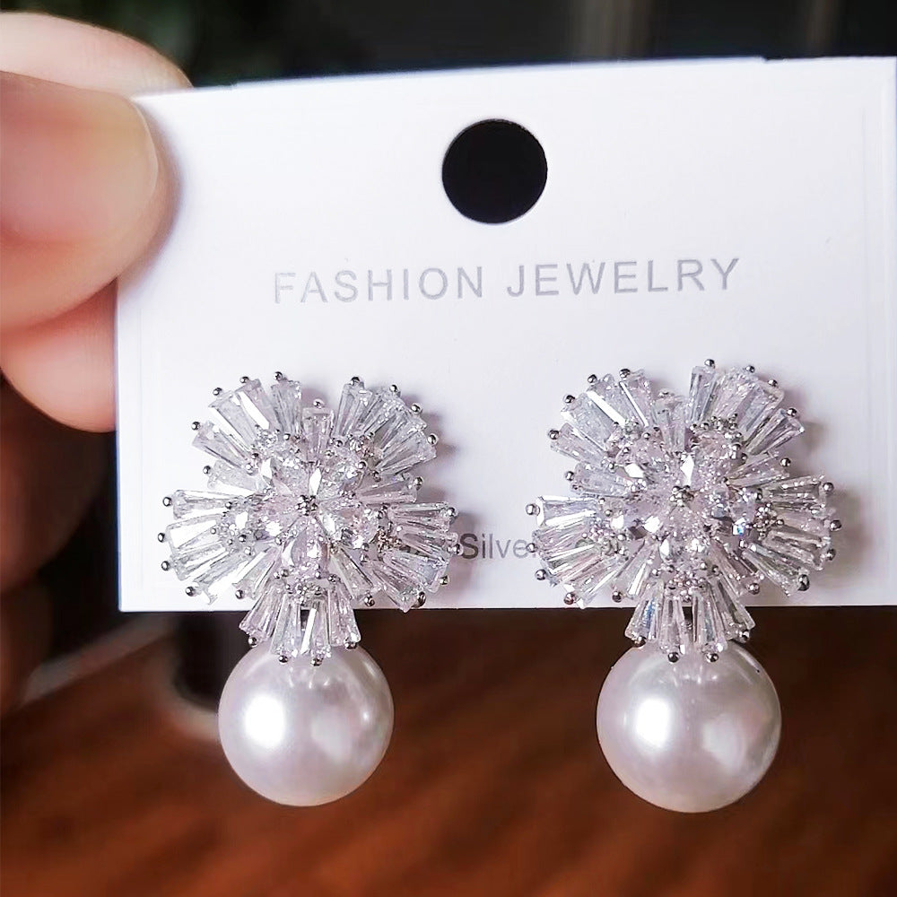 Snowflake Cubic Zirconia Pearl Earrings E6104