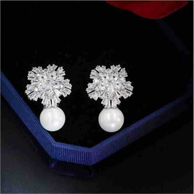 Snowflake Cubic Zirconia Pearl Earrings E6104