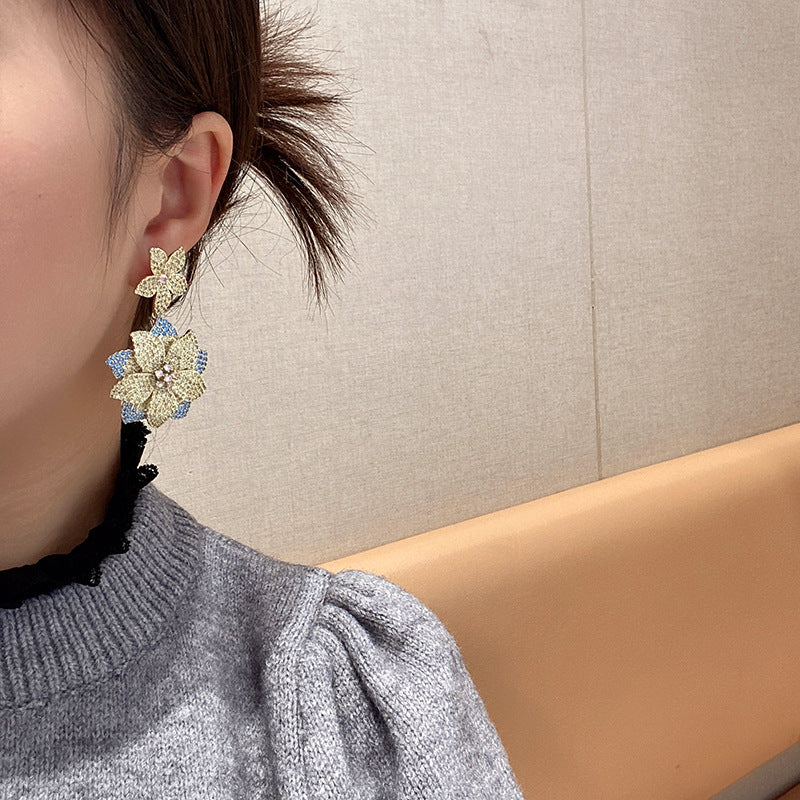 Floral Cubic Zirconia Earrings E6781
