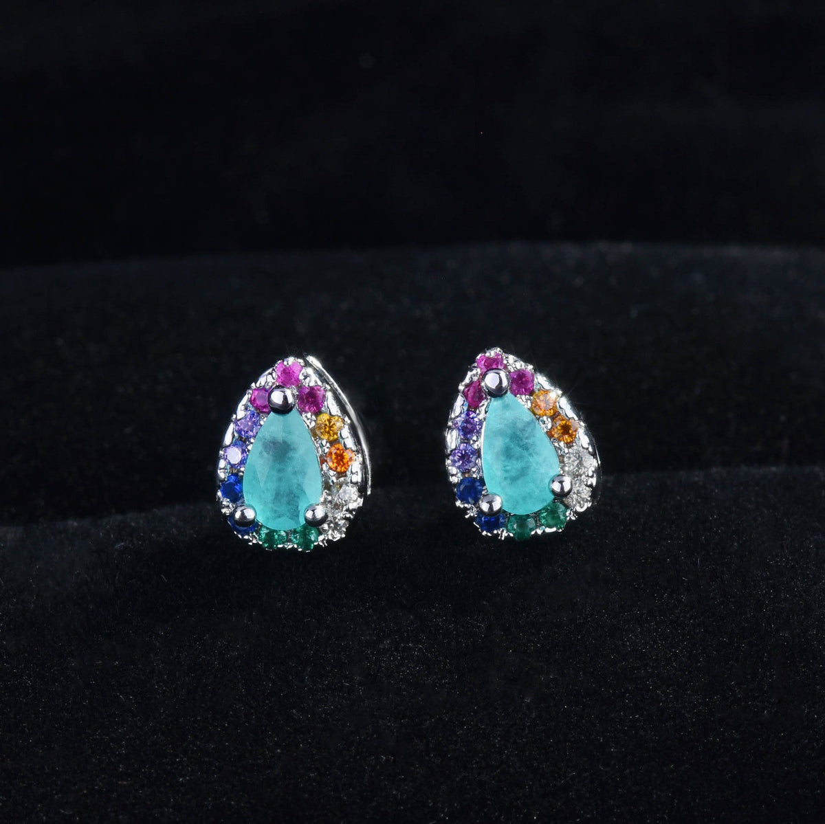 Teardrop Cubic Zirconia Stud Earrings E7364