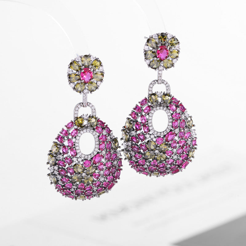 Hollow Teardrop Cubic Zirconia Earrings E7472