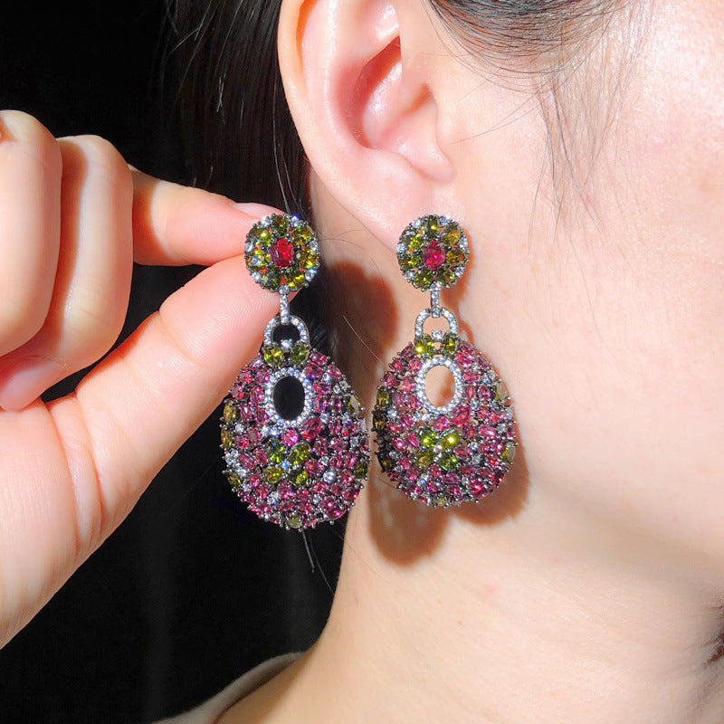 Hollow Teardrop Cubic Zirconia Earrings E7472