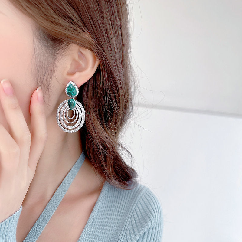 Geometry Oval Cubic Zirconia Earrings E7519