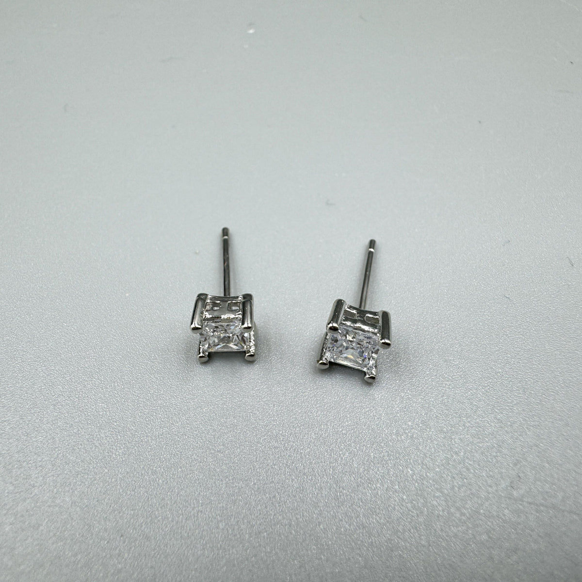 4MM Square Cubic Zirconia Stud Earrings E8429