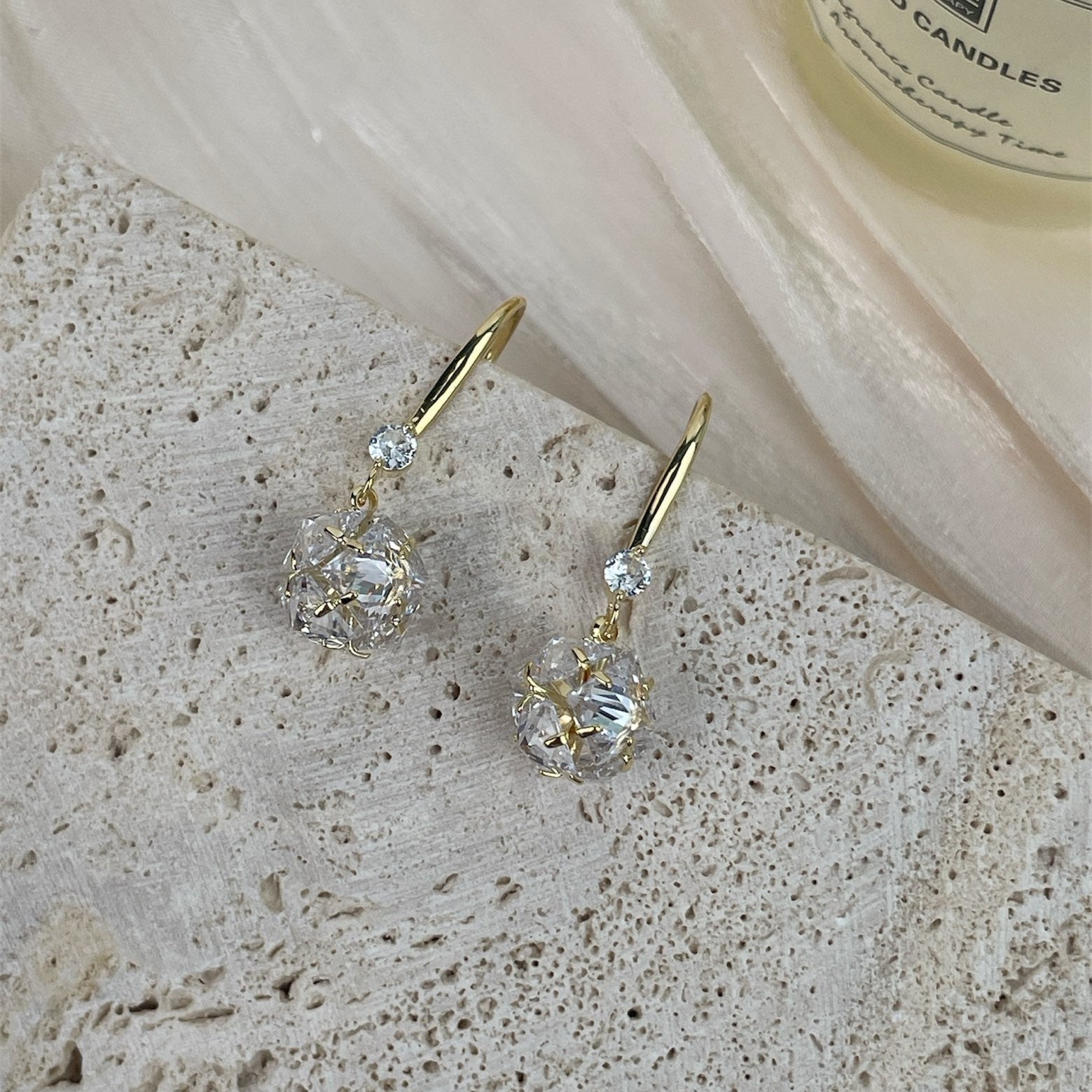 Cubic Zirconia Flower Earrings E8687