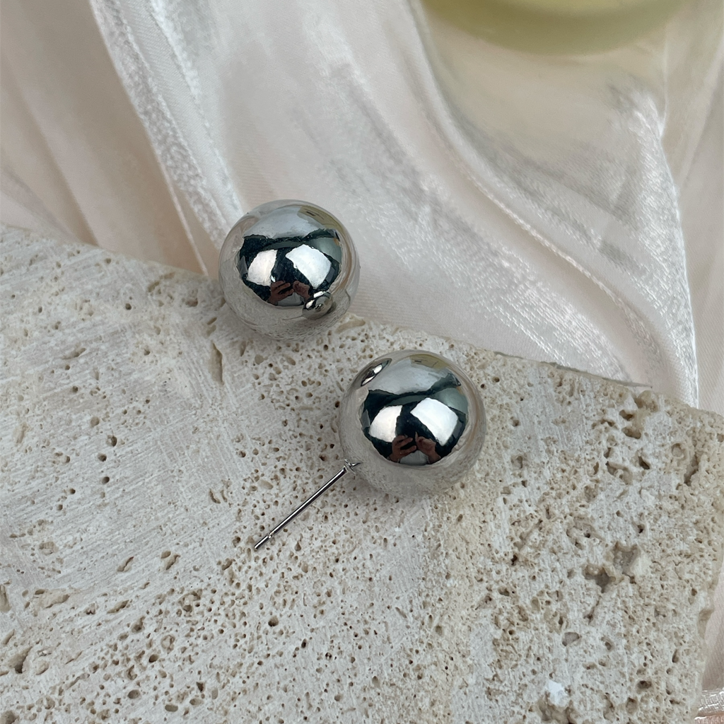 18K Gold-Plated Smooth Bead Earrings E8744 - Silver alternate view