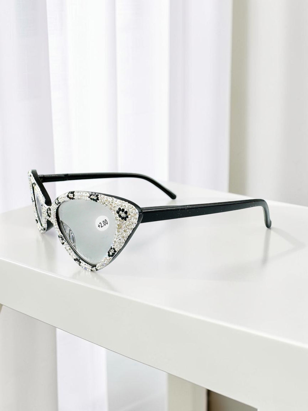 Handmade Rhinestone Cat Eye Reader Glasses G0305-White
