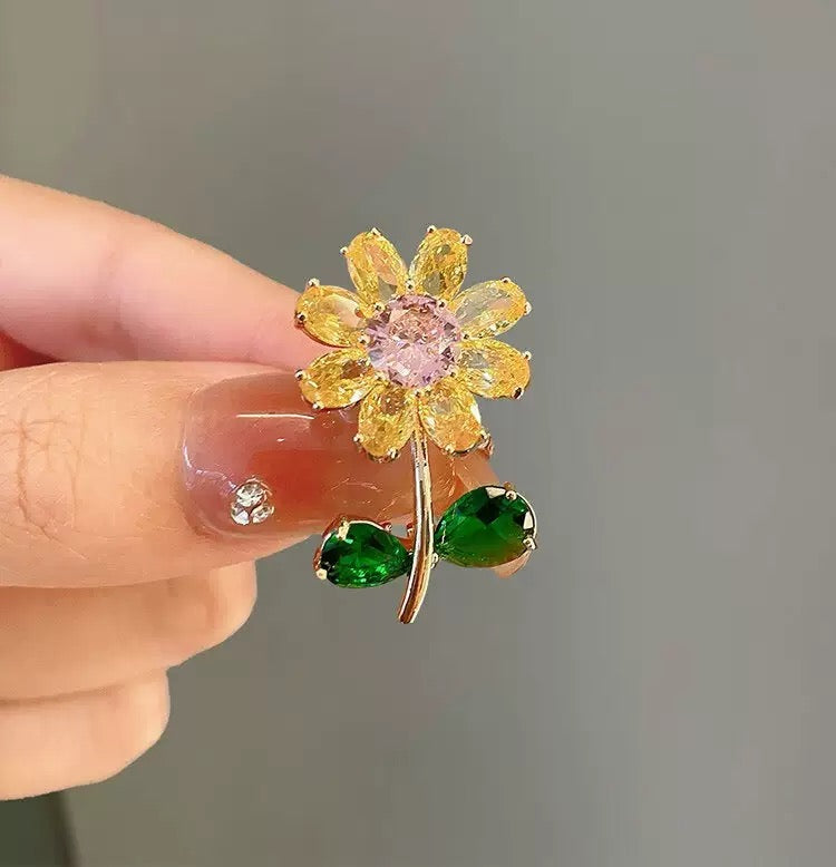 Flower Alloy Rhinestone Brooch PA6413