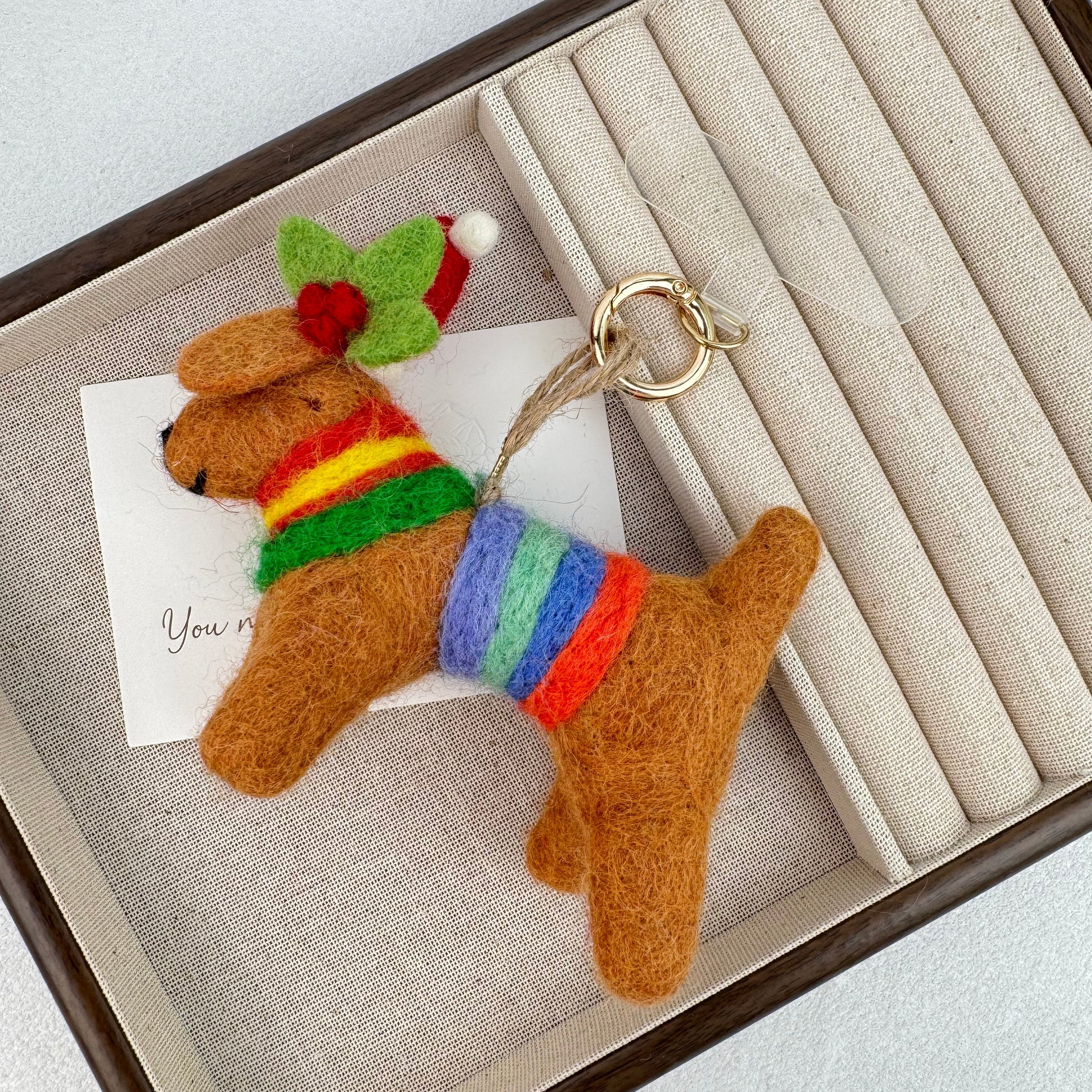 Dog Felt Keychain K1480