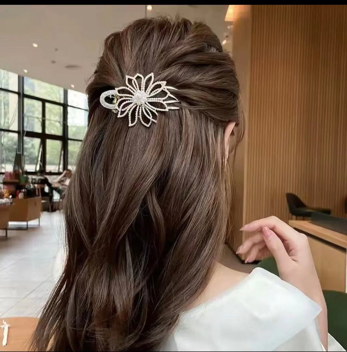 Flower Pearl Hair Clip L3483