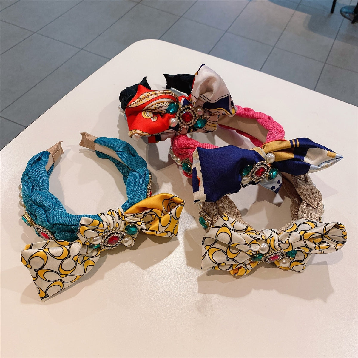 Baroque Rhinestone Bow Headband L3988