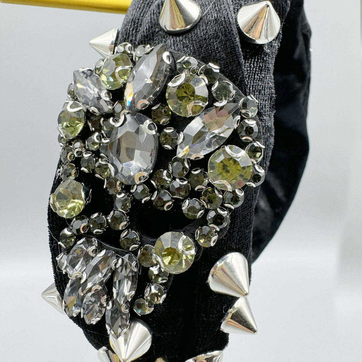 Gothic Skull Rhinestone Rivet Headband L4701