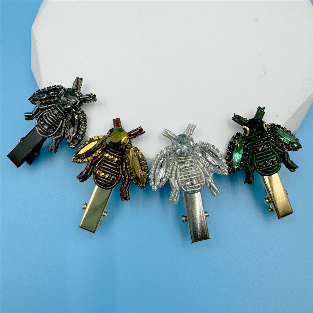 Bee Rhinestone Duckbilled Clip L4710