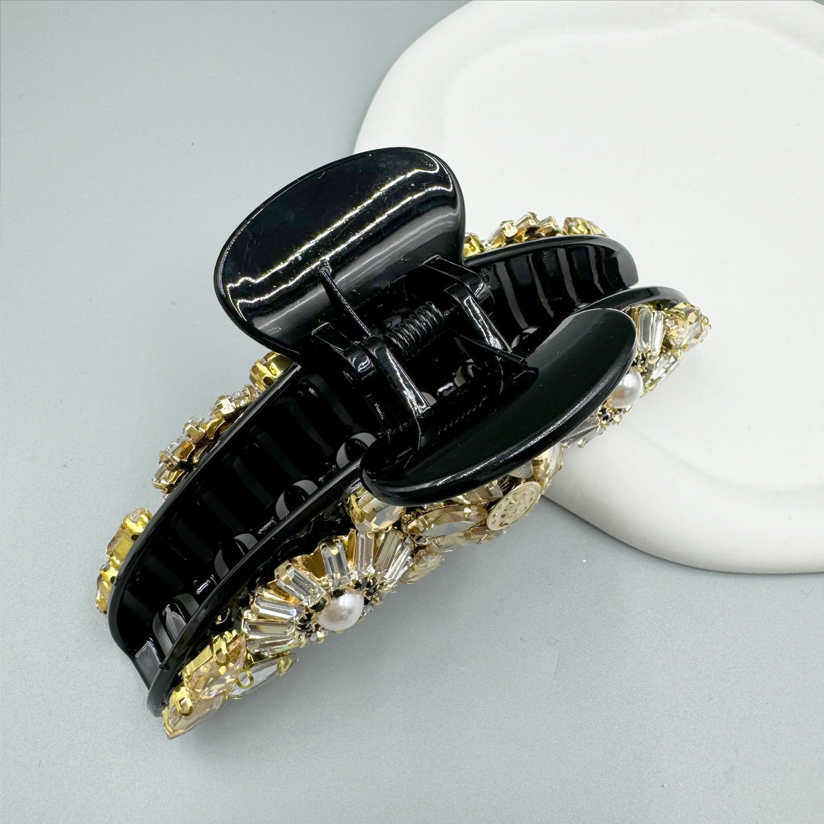 Floral Rhinestone Semicircle Acrylic Hair Clip L4759