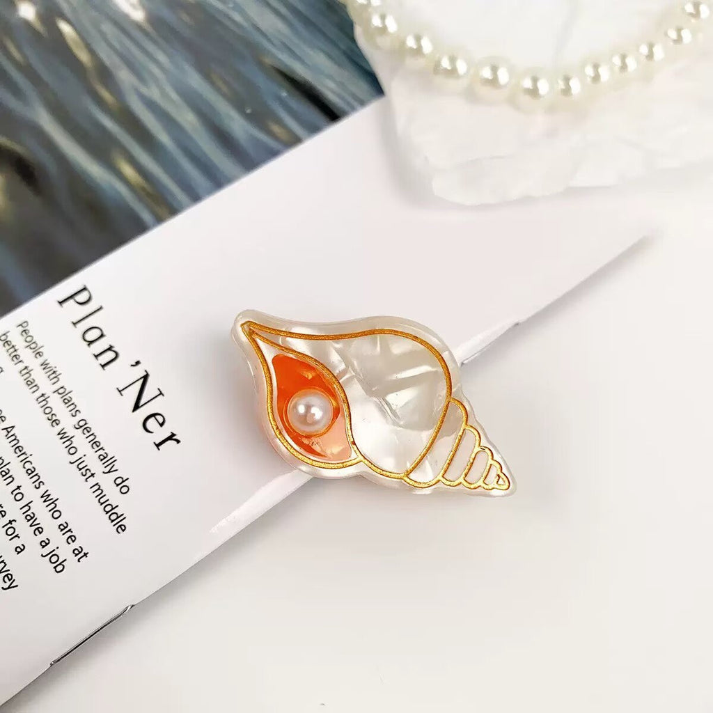 Conch Acrylic Hair Clip L4990