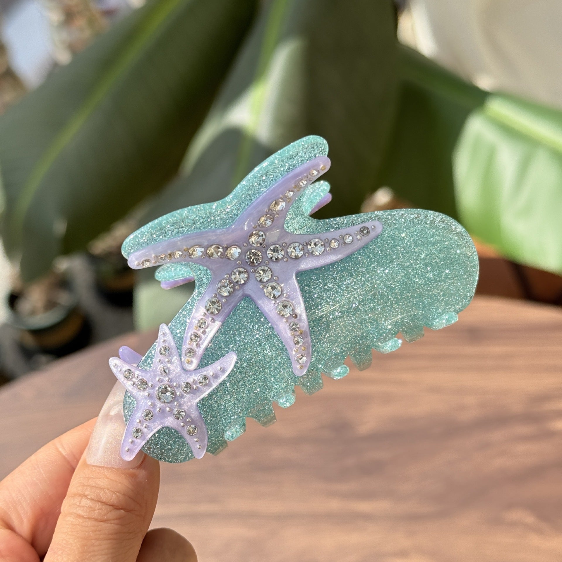 Starfish Crystal Acrylic Hair Clip L4999