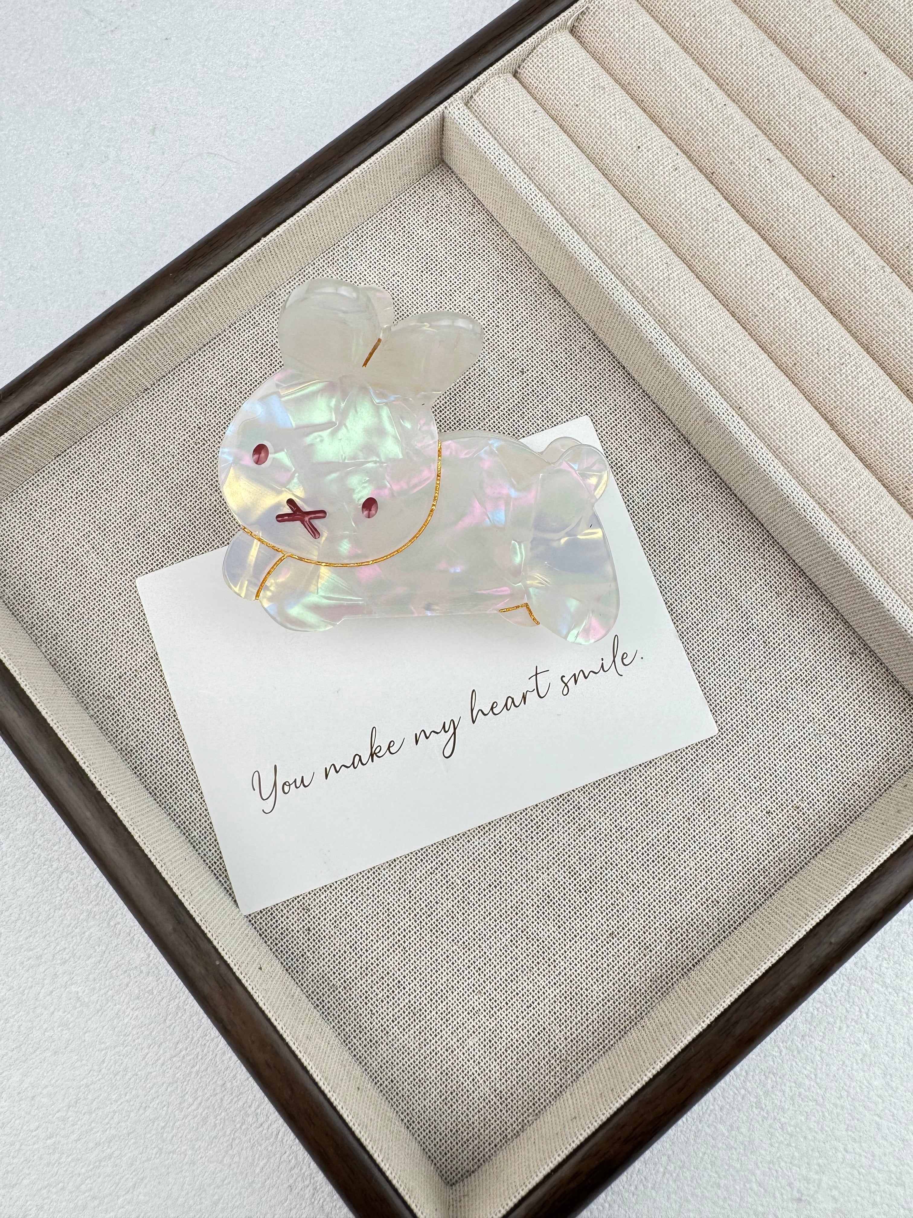 Rabbit Acrylic Hair Clip L5144