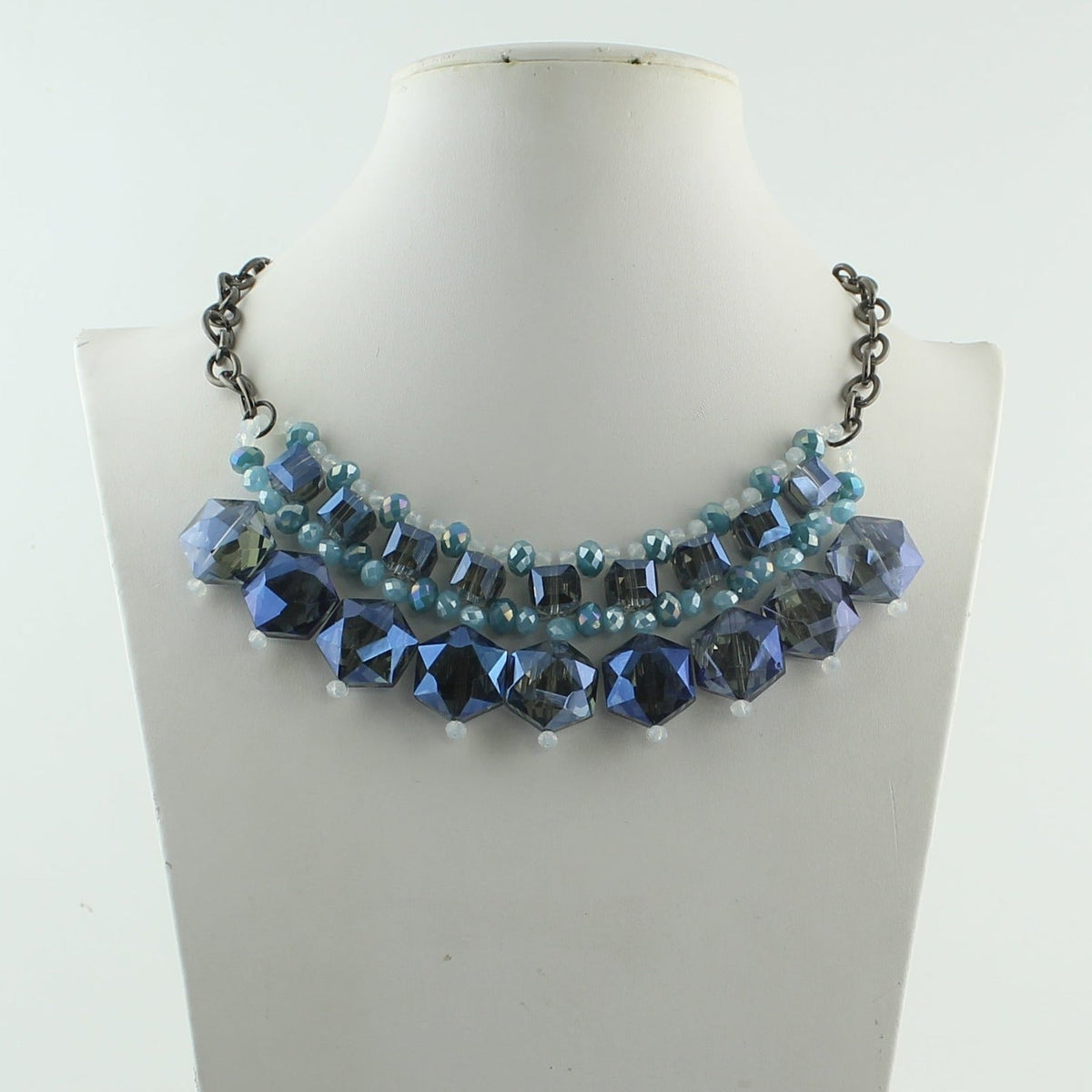 Woman Shiny Crystal Grey Necklaces  N2124