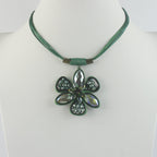 Delicate Crystal Flower Pattern Choker Necklace N2962