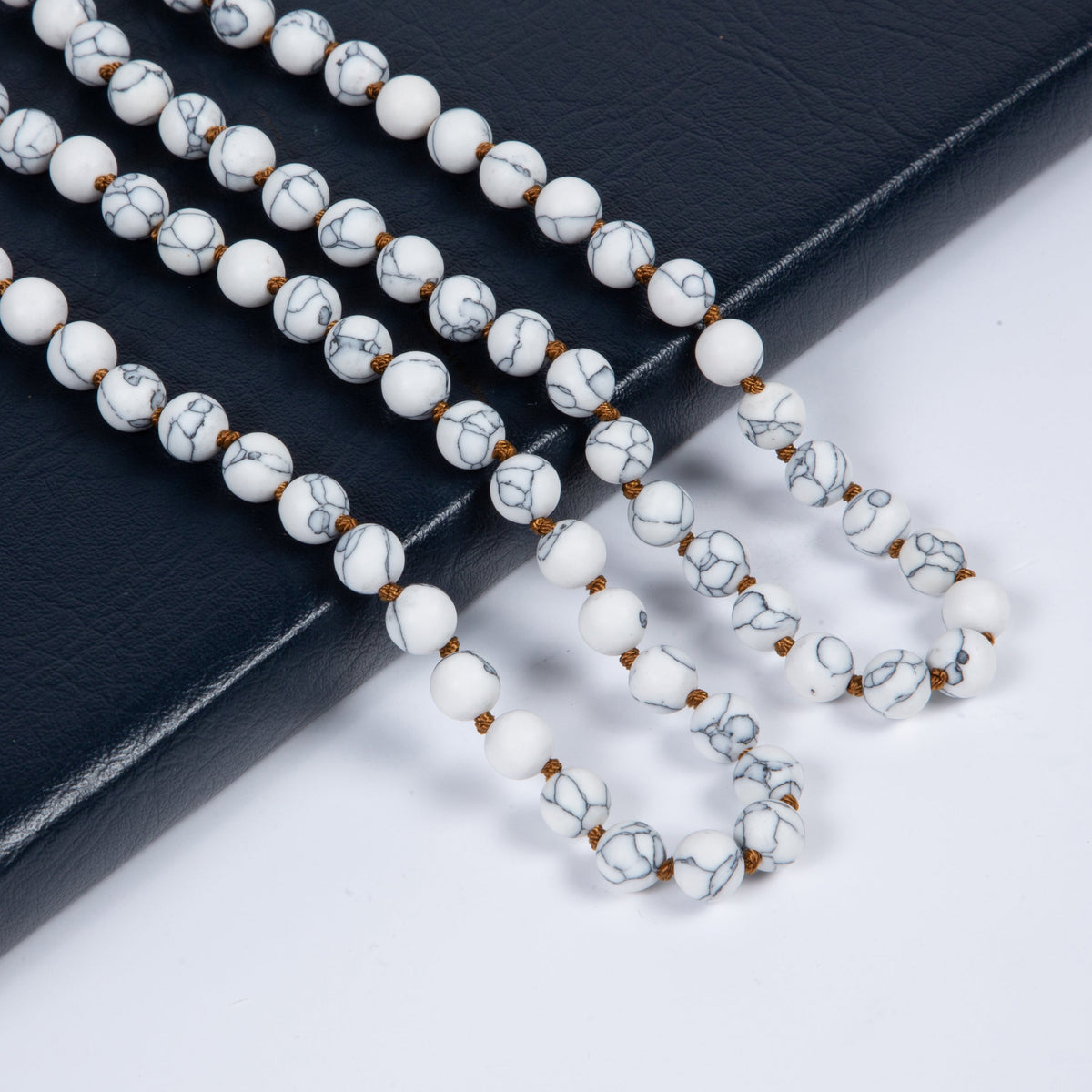 Composed Howlite Beaded Long Necklace N2740