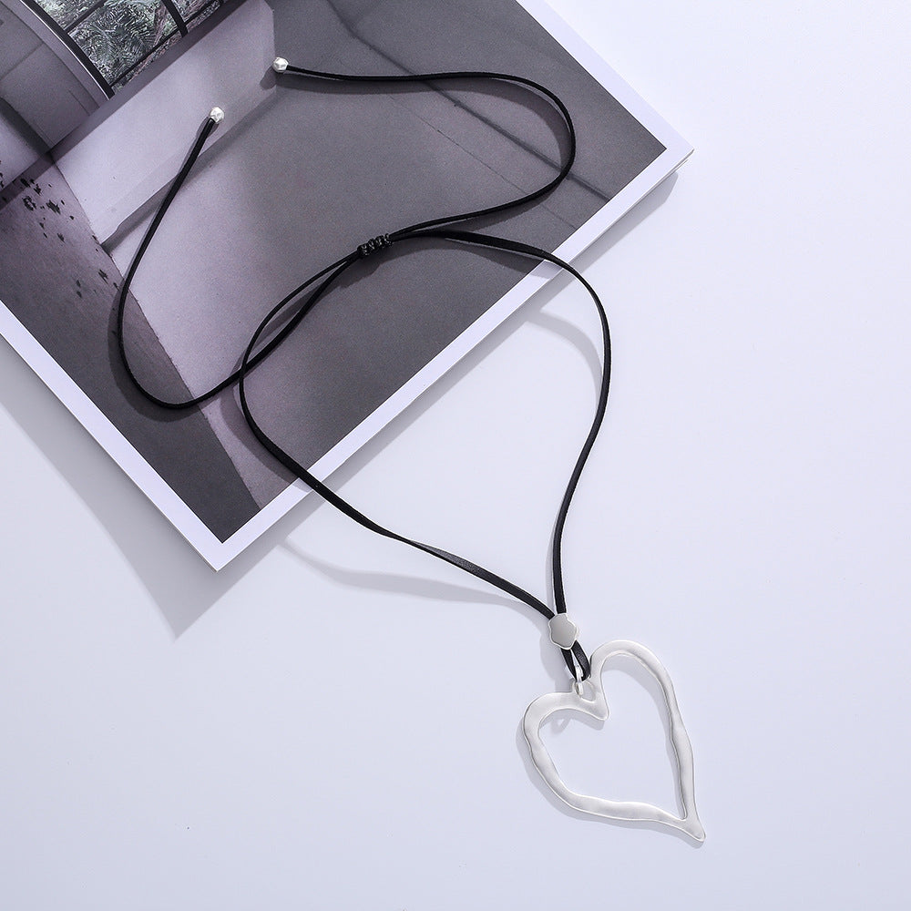 Hollow Heart Shaped Necklace N3271