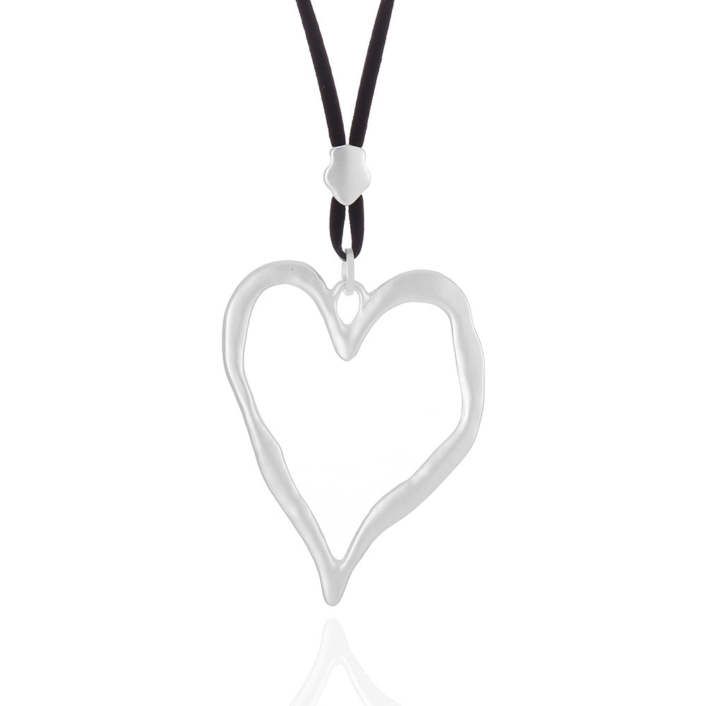 Hollow Heart Shaped Necklace N3271