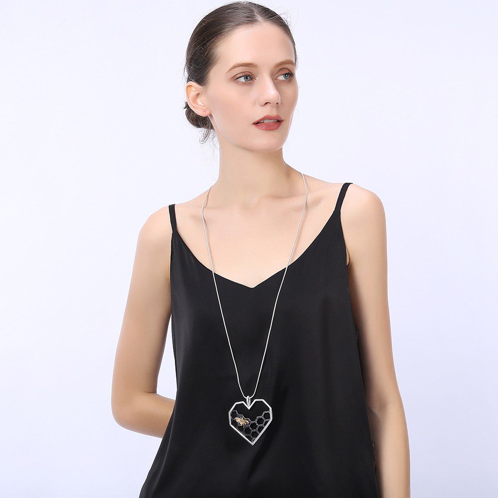 Retro Honeycomb Stitching Metal Necklace N3822