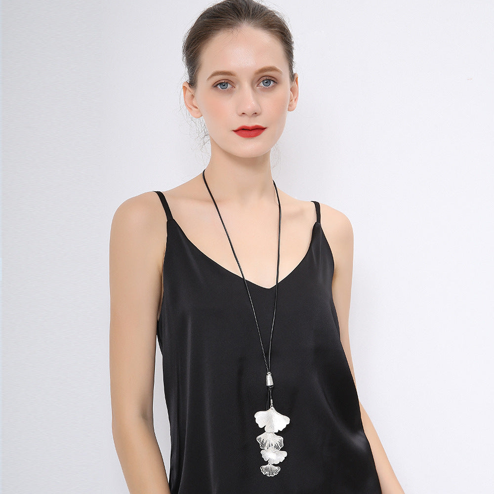 Lotus Leaf Leatherette Necklace N4118