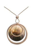 Mother Of Pearl Circle Necklace N4124