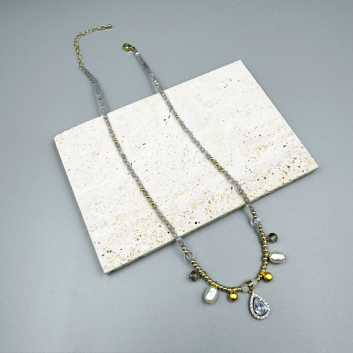 Teardrop Pendant Labradorite Stone Short Necklace N5347