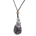 Geometric Leaf Pendant Metal Necklace N5381