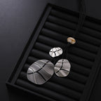 Geometric Leaf Pendant Metal Necklace N5381