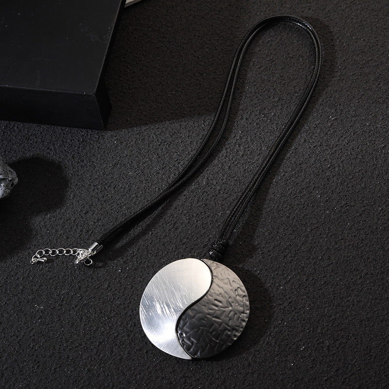 Tai Chi Pendant Leather Necklace N5458