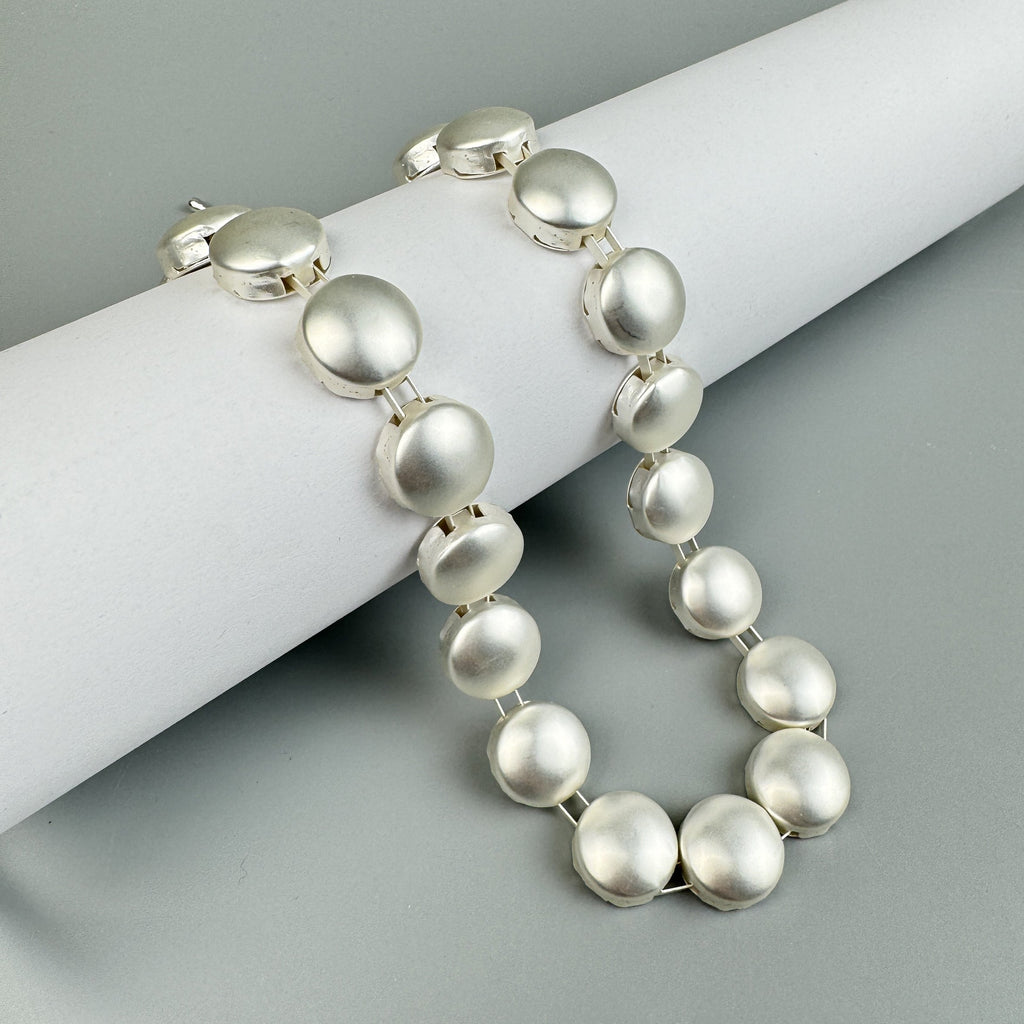 Coin-Shaped Alloy Choker Necklace N5526
