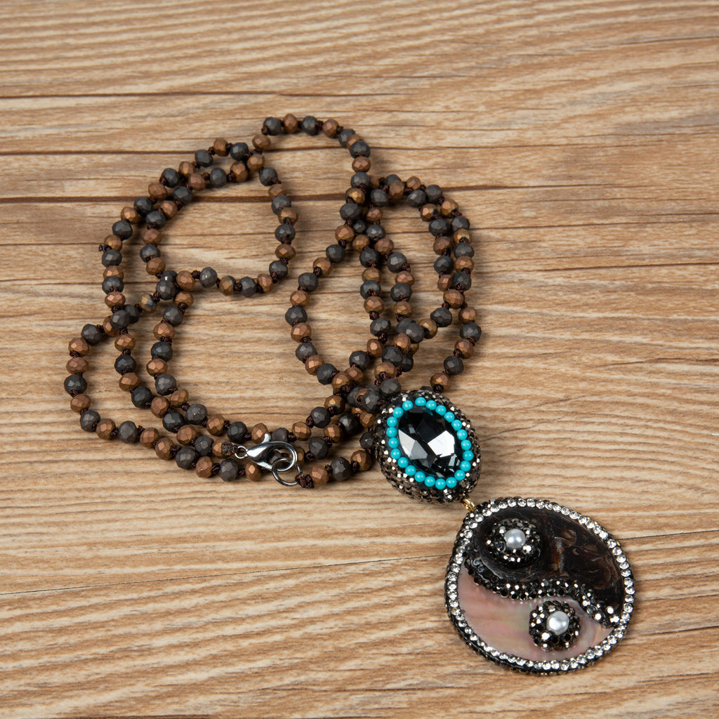 Handmade Shell Bead Pendant Necklace N5541