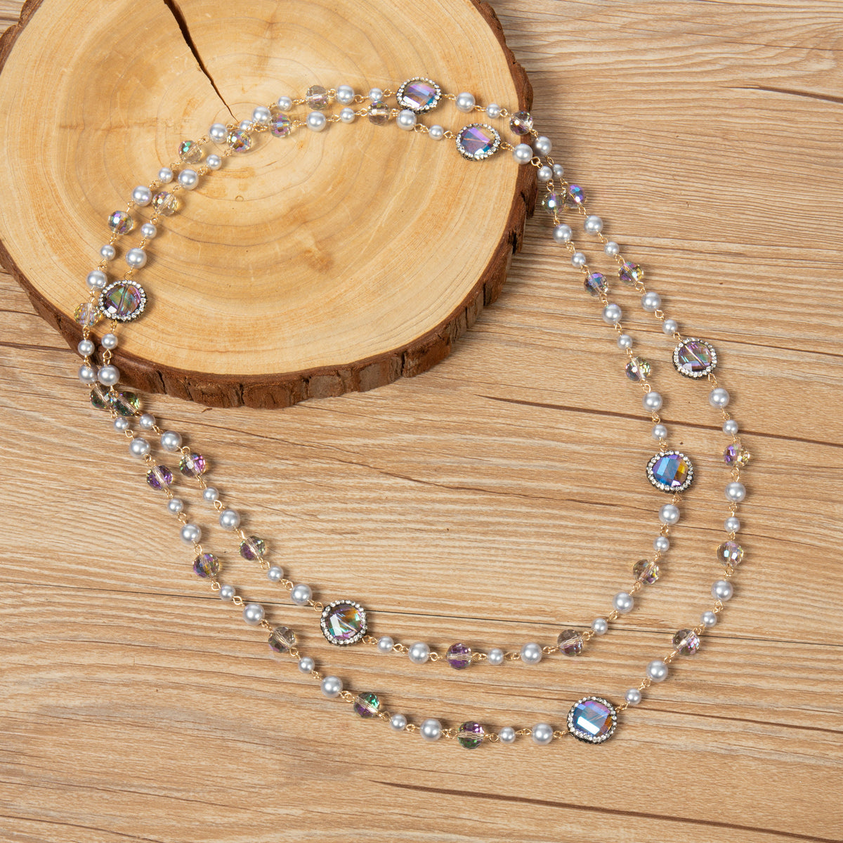 Handmade Crystal Round Pendant Necklace N5749