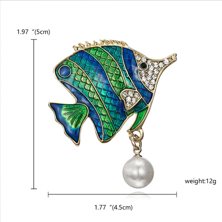 Rhinestone Fish Brooch PA3236