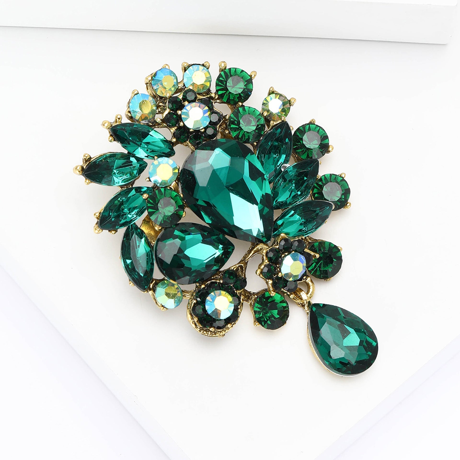 Vintage Rhinestone Flower Teardrop Brooch PA3605
