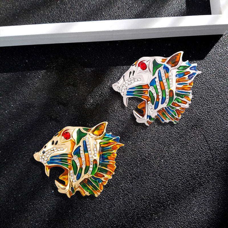 Tiger Head Rhinestone Brooch PA3739