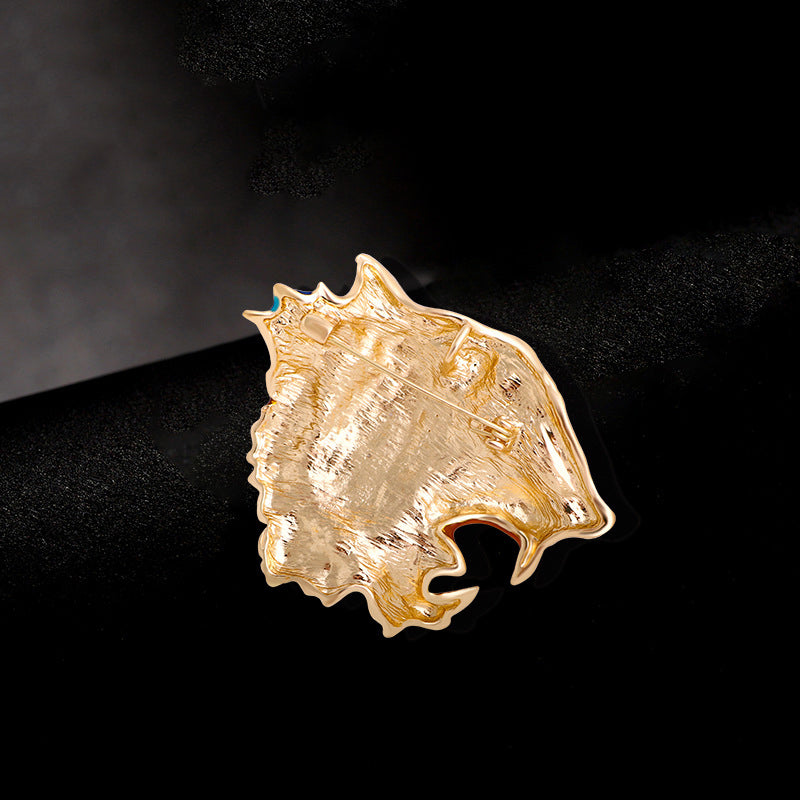 Tiger Head Rhinestone Brooch PA3739
