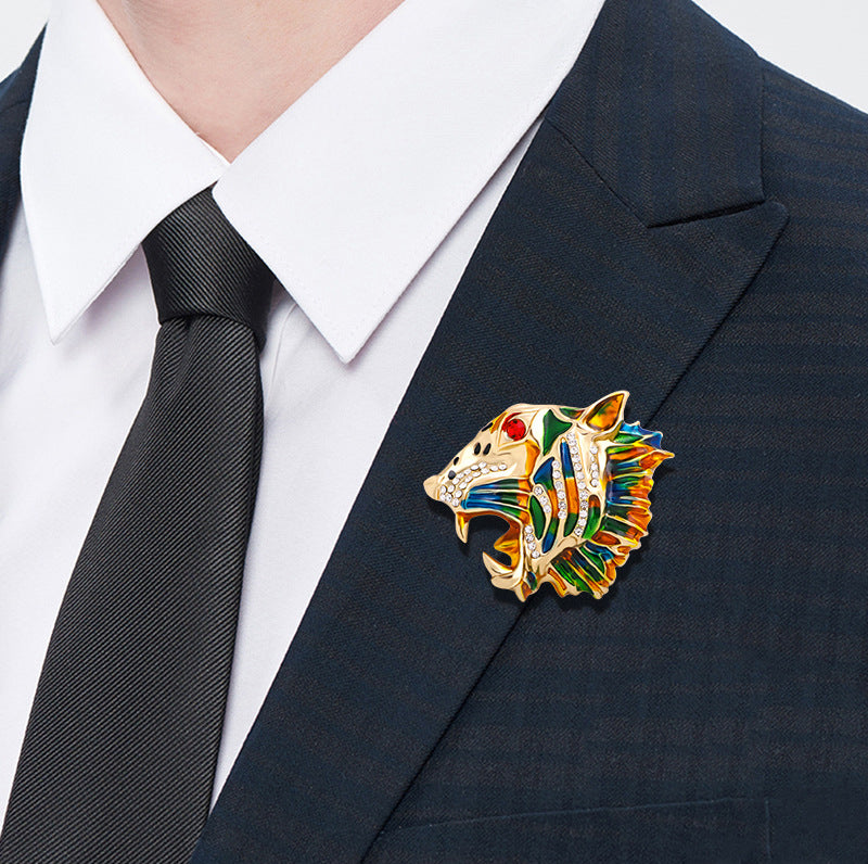 Tiger Head Rhinestone Brooch PA3739