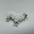 Sheep Pearl Brooch PA3937