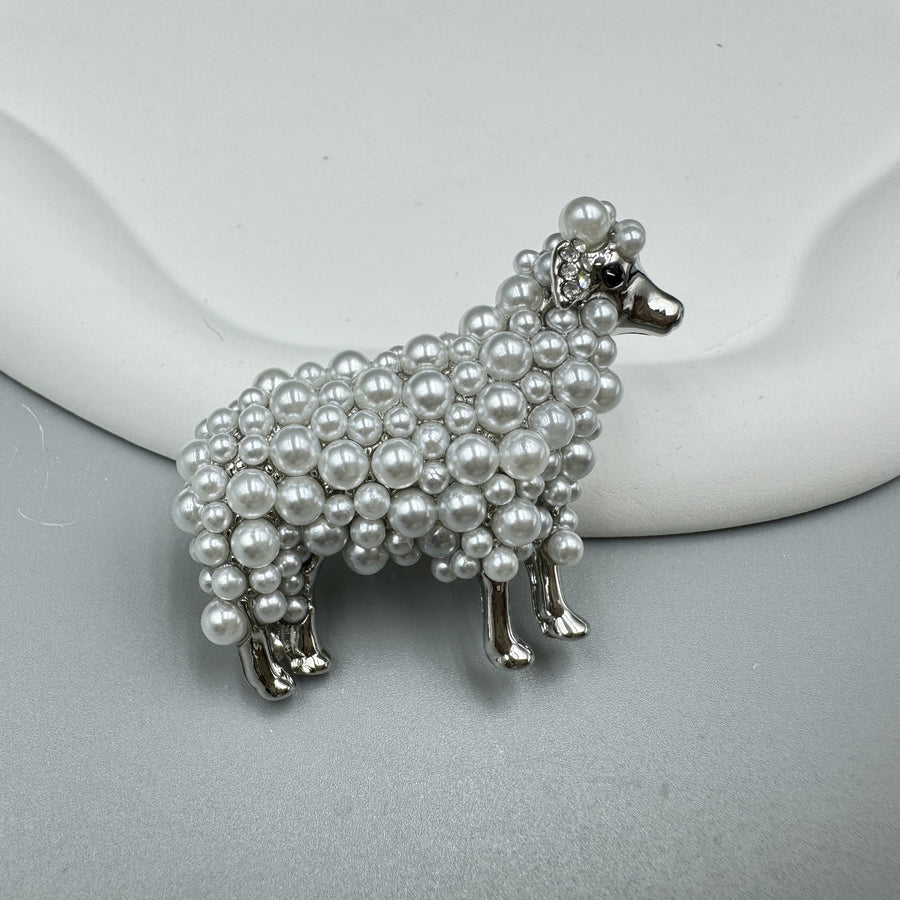 Sheep Pearl Brooch PA3937