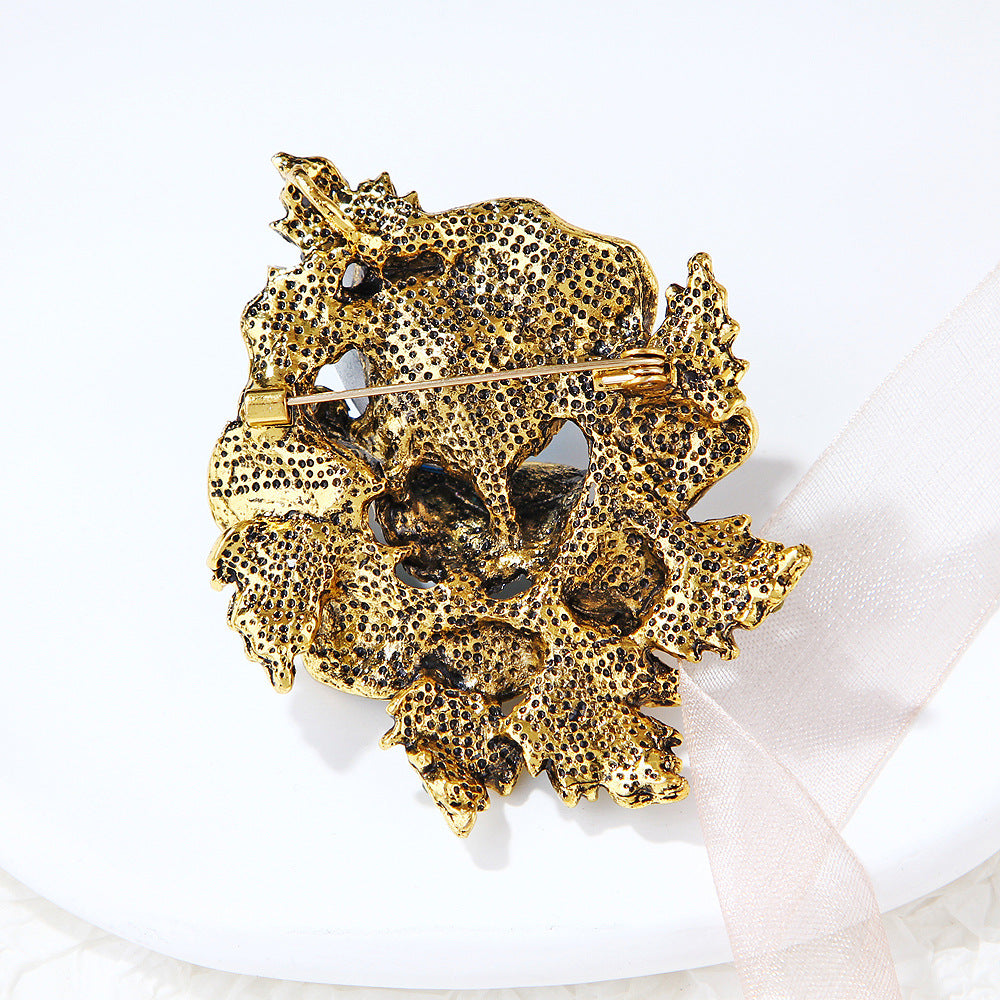Floral Rhinestone Brooch PA4074